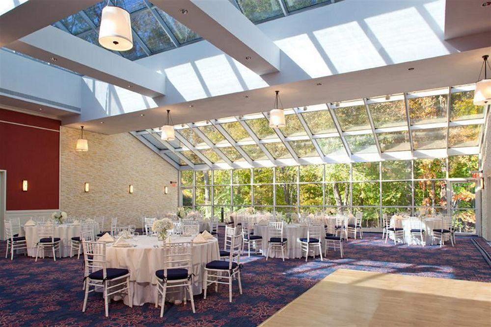 The Westport Inn, An Ascend Hotel Collection Member Restoran fotoğraf